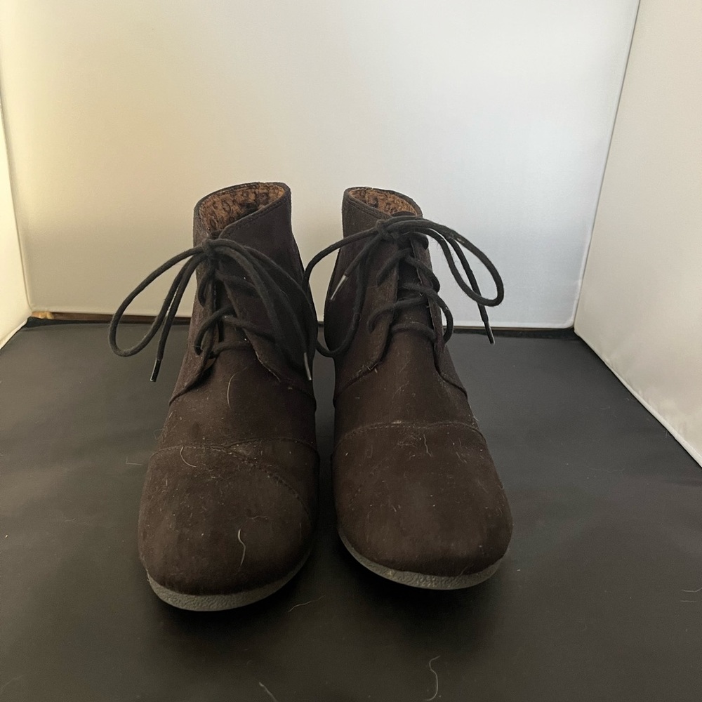 UNR8ED Boots